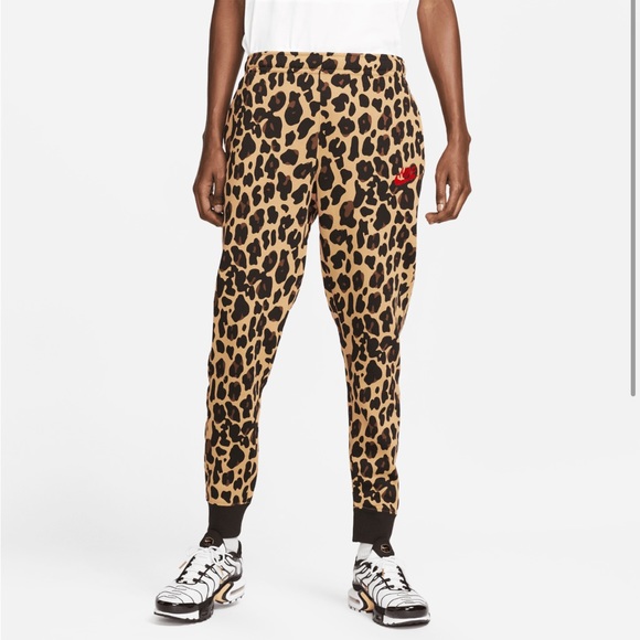 🦖Nike Men's Sportswear Club Fleece JoggerPants in Brown size-M